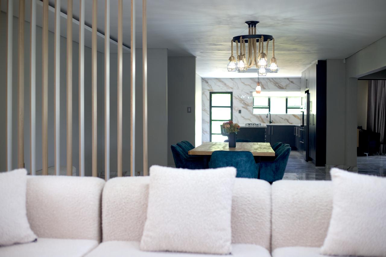 5 Bedroom Villa — Siyabonga Boutique Lodge